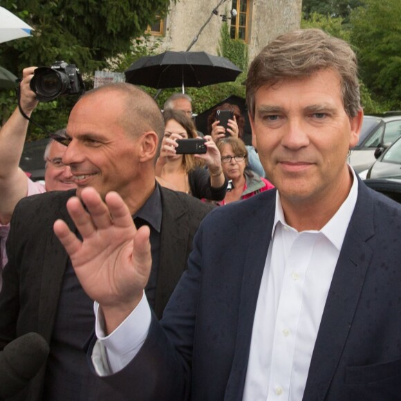 Arnaud Montebourg et Yanis Varoufakis à la Fête de la Rose à Frangy-en-Bresse le 23 août 2015.