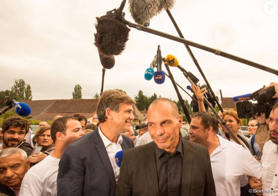 Arnaud Montebourg Et Yanis Varoufakis Fête De La Rose à Frangy En Bresse Le 23 Août 2015