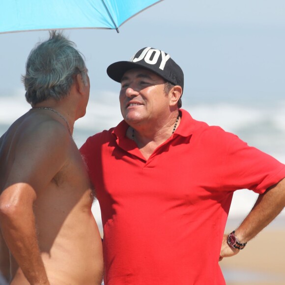 Fabien Onteniente (réalisateur) - Tournage du film "Camping 3" sur la plage de Biscarosse, le 25 août 2015.