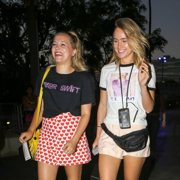 Suki Waterhouse   - Arrivée des people au concert de Taylor Swift au Staples Center à Los Angeles le 24 août 2015