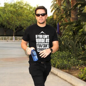 Mark Wahlberg - Arrivée des people au concert de Taylor Swift au Staples Center à Los Angeles le 21 août 2015