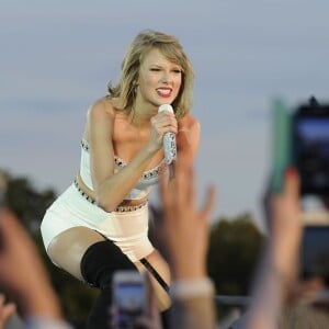 Taylor Swift en concert au Barclaycard British Summer Time à Londres, le 27 juin 2015