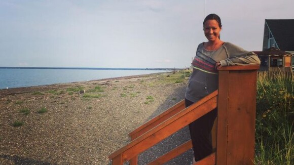Natasha St-Pier enceinte : De jolies rondeurs enfin dévoilées