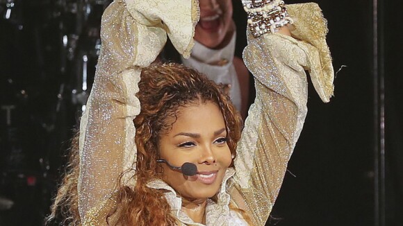 Janet Jackson : Vive émotion sur scène, hantée par son frère Michael