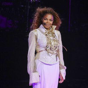 Janet Jackson fait son retour sur scène à Vancouver après environ cinq d'absence à Vancouver le 31 août 2015.