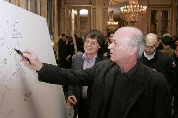 Georges Wolinski et Cabu au ministère de la Culture à Paris, le 15 mars 2005