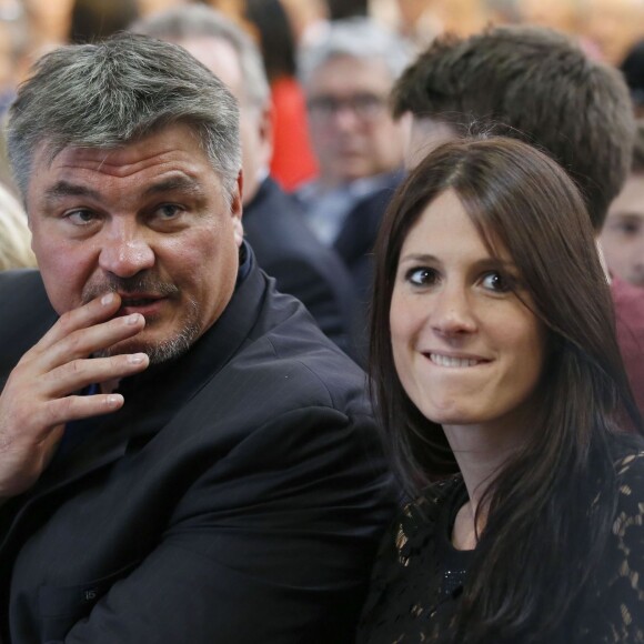 Exclusif - David Douillet et sa nouvelle compagne Vanessa lors du congrès fondateur des Républicains au Paris Events Center de la Porte de la Villette, à Paris le 30 mai 2015