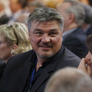 Exclusif - David Douillet et sa nouvelle compagne Vanessa lors du congrès fondateur des Républicains au Paris Events Center de la Porte de la Villette, à Paris le 30 mai 2015