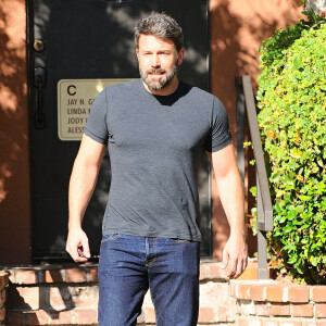 Ben Affleck et Jennifer Garner sortent ensemble d'un centre médical à Santa Monica. Ils sont très souriants malgré le fait qu’ils soient en plein divorce. Le 3 septembre 2015