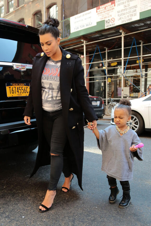 Kim Kardashian et sa fille North West à New York le 7 septembre 2015.