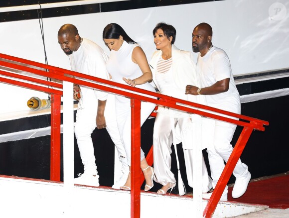 Exclusif - Kim Kardashian (enceinte), son mari Kanye West, Kris Jenner et son compagnon Corey Gamble - Anniversaire du joueur de basket de l'équipe de la NBA James Harden en présence de la famille Kardashian et de ses amis sur le bateau Hornblower à Marina del Rey, le 25 août 2015.