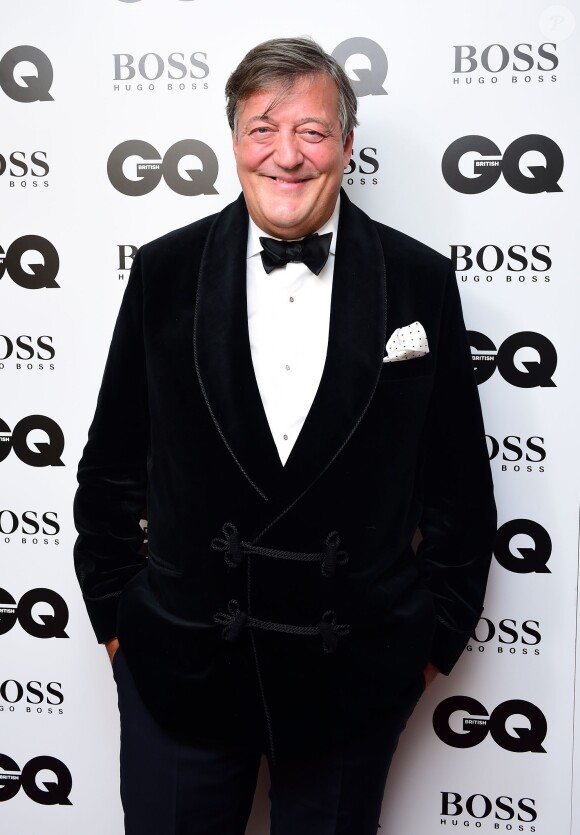 Stephen Fry lors de la cérémonie des 2015 GQ Men of the Year Awards à la Royal Opera House de Londres, le 8 septembre 2015