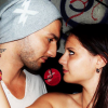 Juliette, la compagne de Tony, prend la pose avec lui. Photo datant de 2014.
