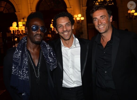 Marco Prince, Tomer Sisley, Arnaud Gidoin lors du gala de charité au profit de l'association "Enfance et Cancer" à l'hôtel InterContinental de Paris, le 9 septembre 2015