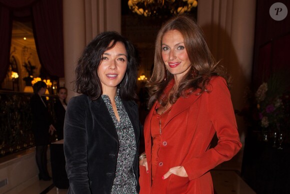 Sylvie Hoarau et Aurélie Saada des Brigitte lors du gala de charité au profit de l'association "Enfance et Cancer" à l'hôtel InterContinental de Paris, le 9 septembre 2015