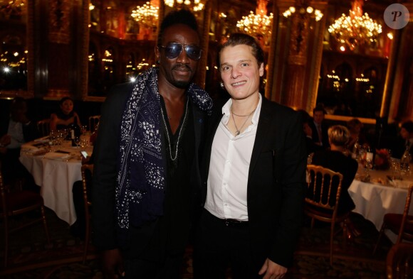 Marco Prince et Bénabar lors du gala de charité au profit de l'association "Enfance et Cancer" à l'hôtel InterContinental de Paris, le 9 septembre 2015