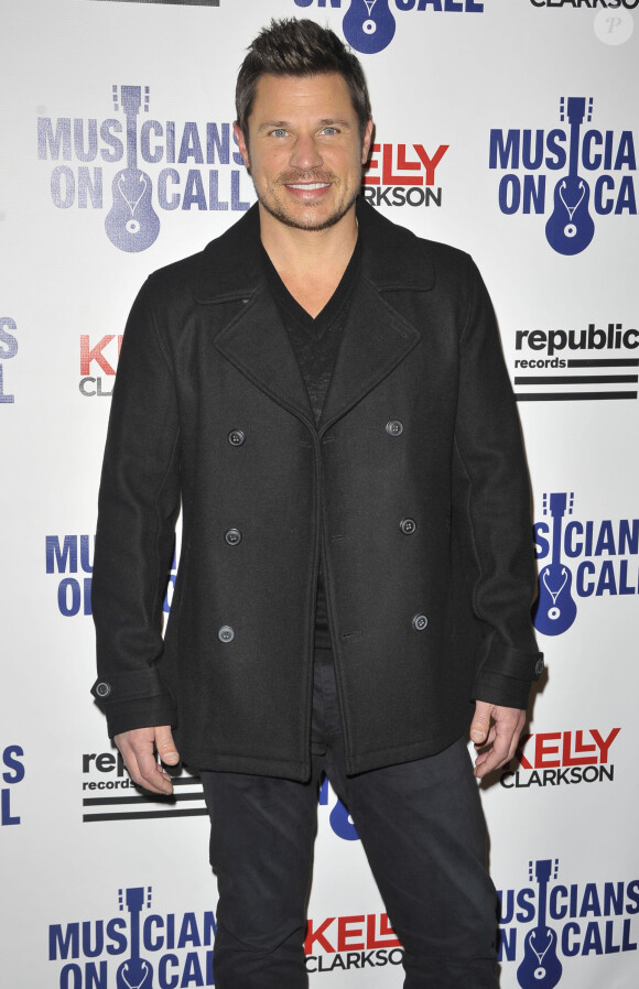 Nick Lachey - People à la soirée "Musicians On Call" en l'honneur de Kelly Clarkson et Charlie Walk à New York, le 18 novembre 2014.