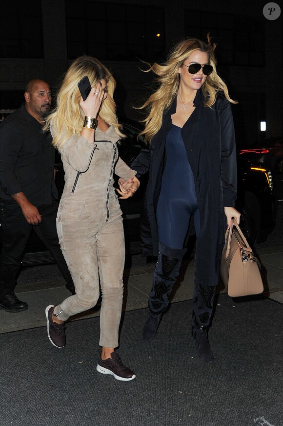 Les soeurs Kardashian et Jenner au restaurant italien Il Mulino, à New York le 13 septembre 2015.