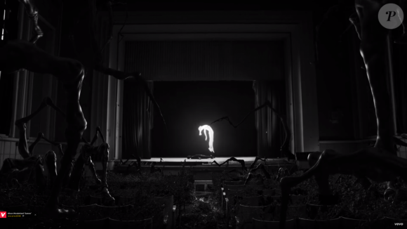 Images extraites du nouveau clip de Stromae - Quand c'est ? - réalisé par Xavier Réyé. Septembre 2015.
