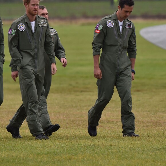 Le prince Harry a assisté le 15 septembre 2015, jour de ses 31 ans, à une parade aérienne commémorant les 75 ans de la Bataille d'Angleterre, à l'aérodrome de Goodwood dans le Sussex. Il devait à l'origine monter à bord d'un Spitfire, mais a renoncé en raison d'un problème mécanique d'un des appareils, préférent laisser la place au vétéran Tom Neil et à des blessés de guerre.