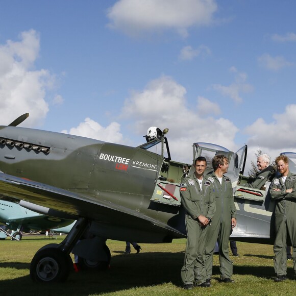 Le prince Harry a assisté le 15 septembre 2015, jour de ses 31 ans, à une parade aérienne commémorant les 75 ans de la Bataille d'Angleterre, à l'aérodrome de Goodwood dans le Sussex. Il devait à l'origine monter à bord d'un Spitfire, mais a renoncé en raison d'un problème mécanique d'un des appareils, préférent laisser la place au vétéran Tom Neil et à des blessés de guerre.