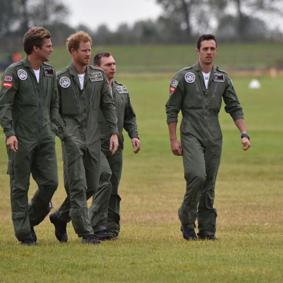 Le prince Harry a assisté le 15 septembre 2015, jour de ses 31 ans, à une parade aérienne commémorant les 75 ans de la Bataille d'Angleterre, à l'aérodrome de Goodwood dans le Sussex. Il devait à l'origine monter à bord d'un Spitfire, mais a renoncé en raison d'un problème mécanique d'un des appareils, préférent laisser la place au vétéran Tom Neil et à des blessés de guerre.