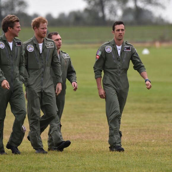 Le prince Harry a assisté le 15 septembre 2015, jour de ses 31 ans, à une parade aérienne commémorant les 75 ans de la Bataille d'Angleterre, à l'aérodrome de Goodwood dans le Sussex. Il devait à l'origine monter à bord d'un Spitfire, mais a renoncé en raison d'un problème mécanique d'un des appareils, préférent laisser la place au vétéran Tom Neil et à des blessés de guerre.