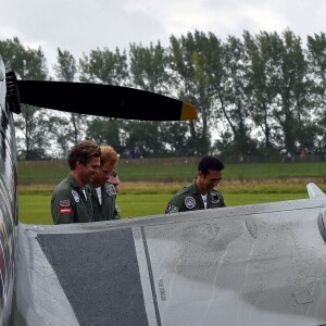 Le prince Harry a assisté le 15 septembre 2015, jour de ses 31 ans, à une parade aérienne commémorant les 75 ans de la Bataille d'Angleterre, à l'aérodrome de Goodwood dans le Sussex. Il devait à l'origine monter à bord d'un Spitfire, mais a renoncé en raison d'un problème mécanique d'un des appareils, préférent laisser la place au vétéran Tom Neil et à des blessés de guerre.