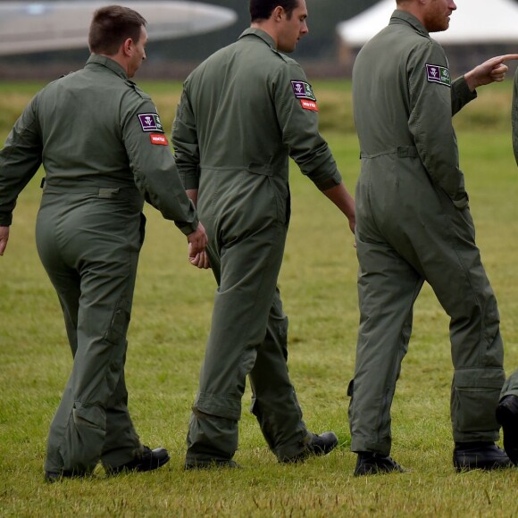 Le prince Harry a assisté le 15 septembre 2015, jour de ses 31 ans, à une parade aérienne commémorant les 75 ans de la Bataille d'Angleterre, à l'aérodrome de Goodwood dans le Sussex. Il devait à l'origine monter à bord d'un Spitfire, mais a renoncé en raison d'un problème mécanique d'un des appareils, préférent laisser la place au vétéran Tom Neil et à des blessés de guerre.