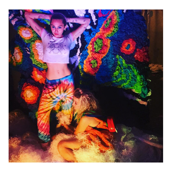 Miley Cyrus a rajouté une photo d'elle à son compte Instagram.