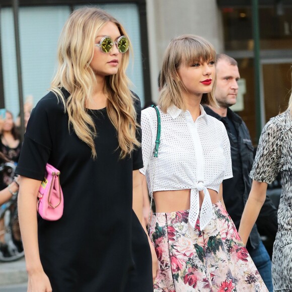 Taylor Swift et Gigi Hadid se promènent dans les rues de New York, le 29 mai 2015