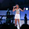 Taylor Swift en concert lors du festival "We Can Survive" au Hollywood Bowl à Los Angeles. Le 24 octobre 2015