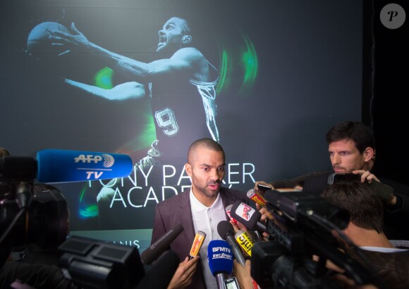 Tony Parker lors de l'annonce de la création de l'Académie Tony Parker, à Villeurbanne le 22 septembre 2015