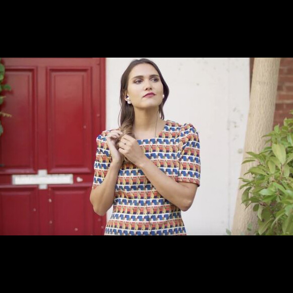 Joyce Jonathan dans le clip du titre Le Bonheur