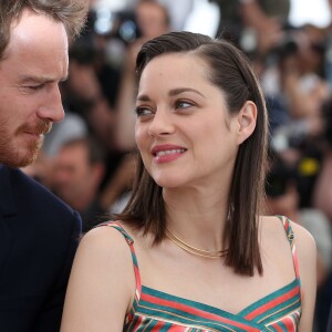 Michael Fassbender et Marion Cotillard - Photocall du film "Macbeth" lors du 68e Festival International du Film de Cannes, le 23 mai 2015.