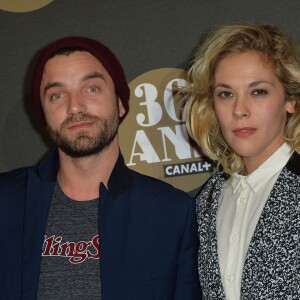 Alysson Paradis a accouché de son premier enfant - Alysson Paradis et son nouveau compagnon Guillaume Gouix - Soirée des 30 ans de Canal + au Palais de Tokyo à Paris le 4 novembre 2014.