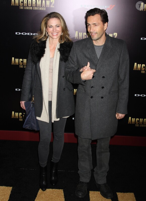 Amy Robach, Andrew Shue - Premiere du film "Anchorman 2 : The Legend Continues" a New York, le 15 décembre 2013.