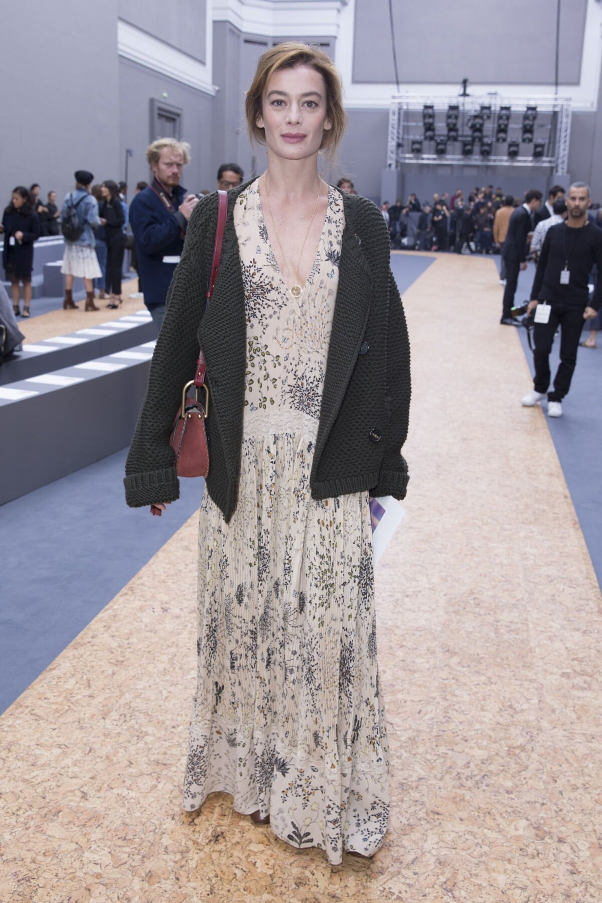 Photo La danseuse étoile Aurélie Dupont assiste au défilé Chloé