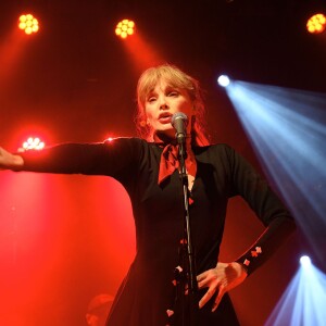 Arielle Dombasle - Showcase privé de Arielle Dombasle & The Hillbilly Moon Explosion au Bus Palladium à Paris. Le 24 septembre 2015