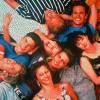 Jennie Garth, Jason Priestley, Gabrielle Carteris, Ian Ziering, Tori Spelling, Shannen Doherty, Brian Austin Green et Luke Perry de la série Beverly Gills, en 1990