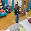 Coralie et Loïc sont de plus en plus proches ce qui perturbe Emilie, la jumelle du Marseillais. Secret Story 9, le 5 octobre 2015.