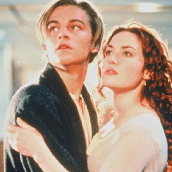 Leonardo DiCaprio et Kate Winslet en 1998.