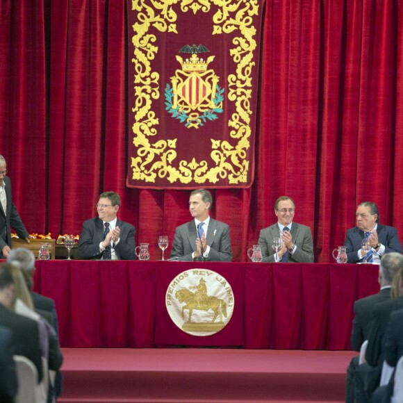 Le roi Felipe VI d'Espagne remettait le 2 octobre 2015 les prix Roi Jaime Ier lors d'une cérémonie à Valence