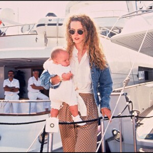 Info - Isabella Cruise se serait mariée en secret avec Max Parker. Ici Nicole Kidman et sa fille en 1993.