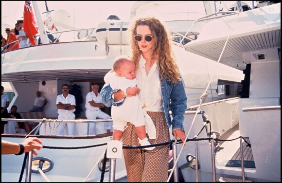 Info - Isabella Cruise se serait mariée en secret avec Max Parker. Ici Nicole Kidman et sa fille en 1993.