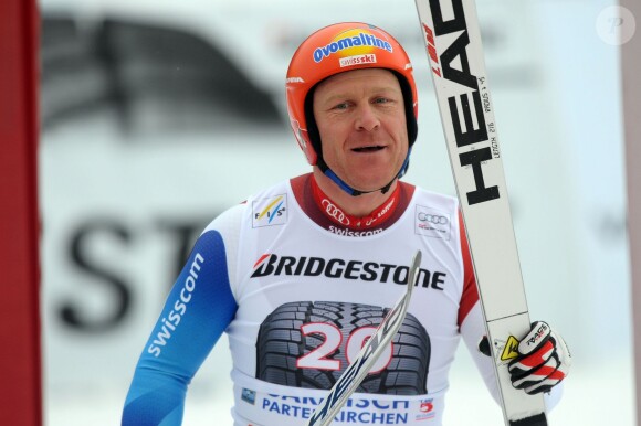 Didier Cuche après sa victoire en descente sur la piste de Garmisch-Partenkirchen, le 28 janvier 2012