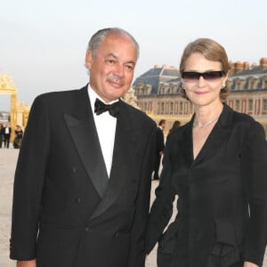 Charlotte Rampling et son compagnon Jean-Noël Tassez à Versailles le 21 septembre 2009.