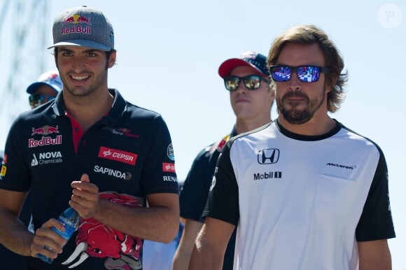 Carlos Sainz Jr et Fernando Alonso à Monza le 6 septembre 2015.