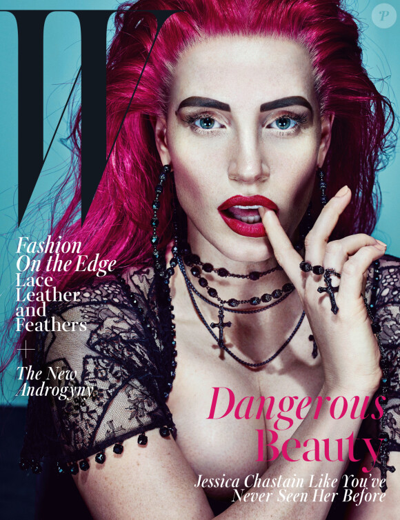 Jessica Chastain en couverture du W Magazine, numéro de novembre 2015.
