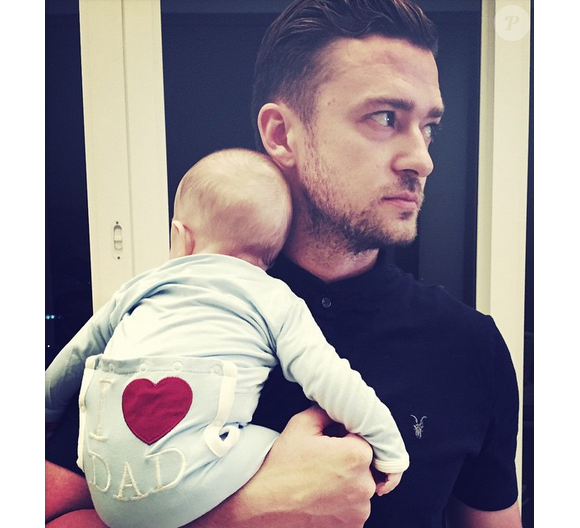 Justin Timberlake et son fils Silas / photo postée sur le compte Instagram du chanteur.